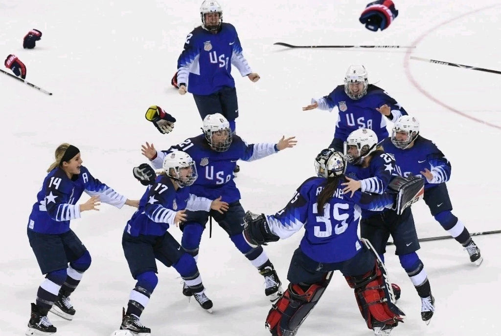 2018 USA Women’s Olympic Hockey Team-Signed Jersey — photo 10