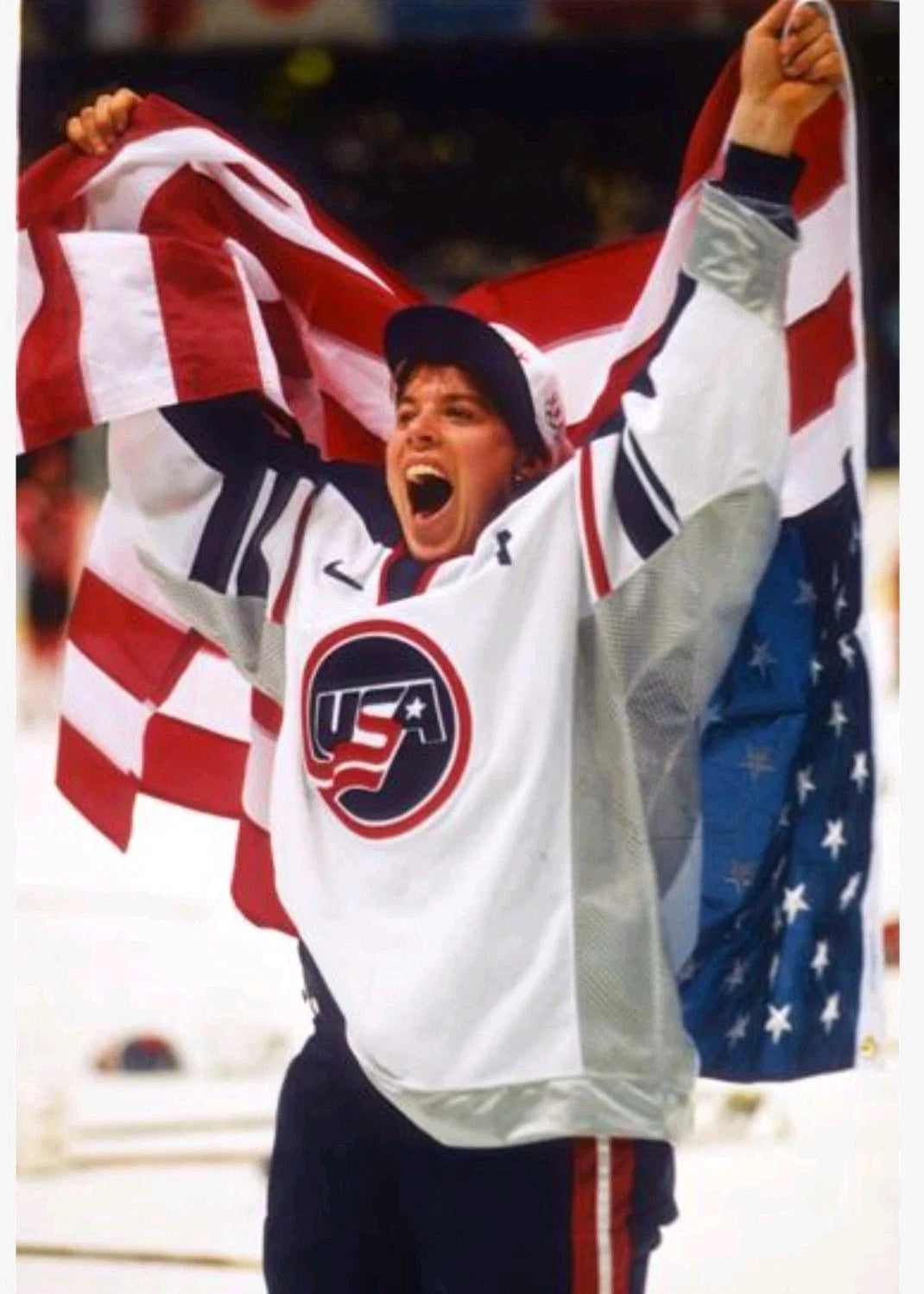 1998 USA Women’s Olympic Hockey Team-Signed Nike Jersey — photo 12