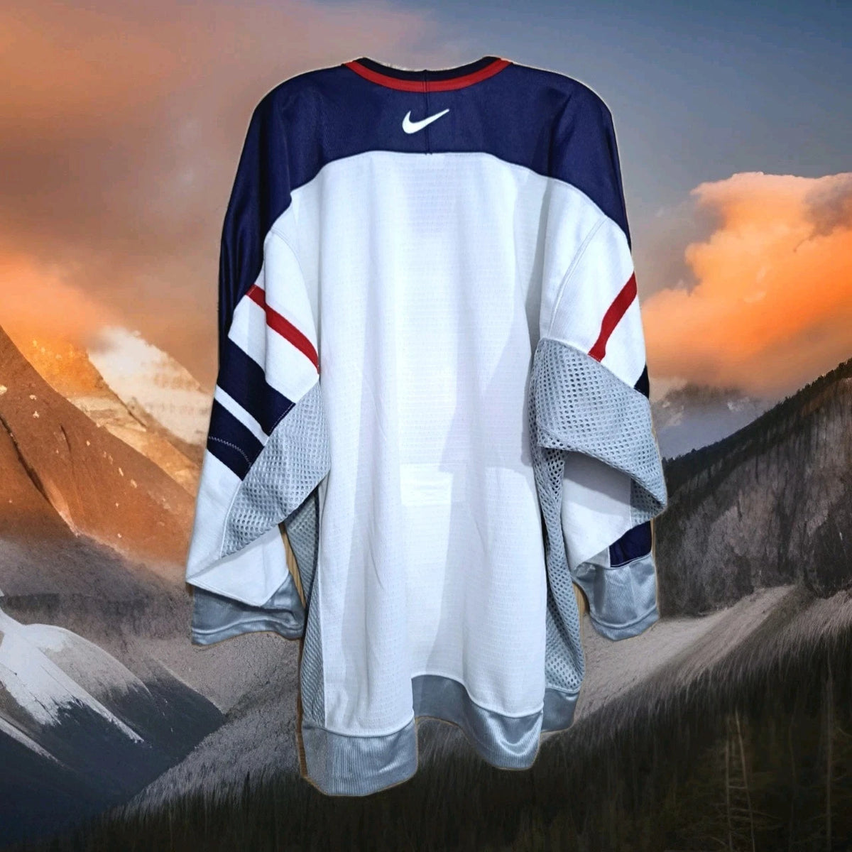 1998 USA Women’s Olympic Hockey Team-Signed Nike Jersey — photo 6