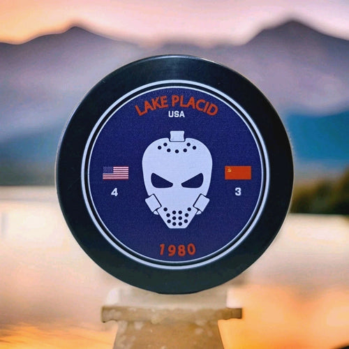 1980 USA Hockey Goalie Mask Design Commemorative Puck — photo 1