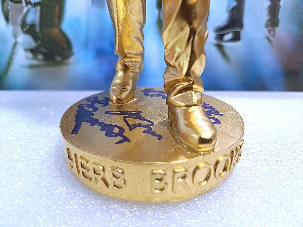 Herb Brooks 7-inch Statue Signed by Jack O’Callahan & Brooks Family — photo 3