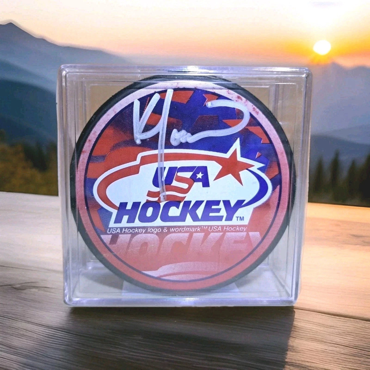 Ken Morrow Signed USA Hockey Puck with Display Case — photo 1