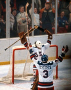 Ken Morrow Signed USA Hockey Puck with Display Case — photo 4