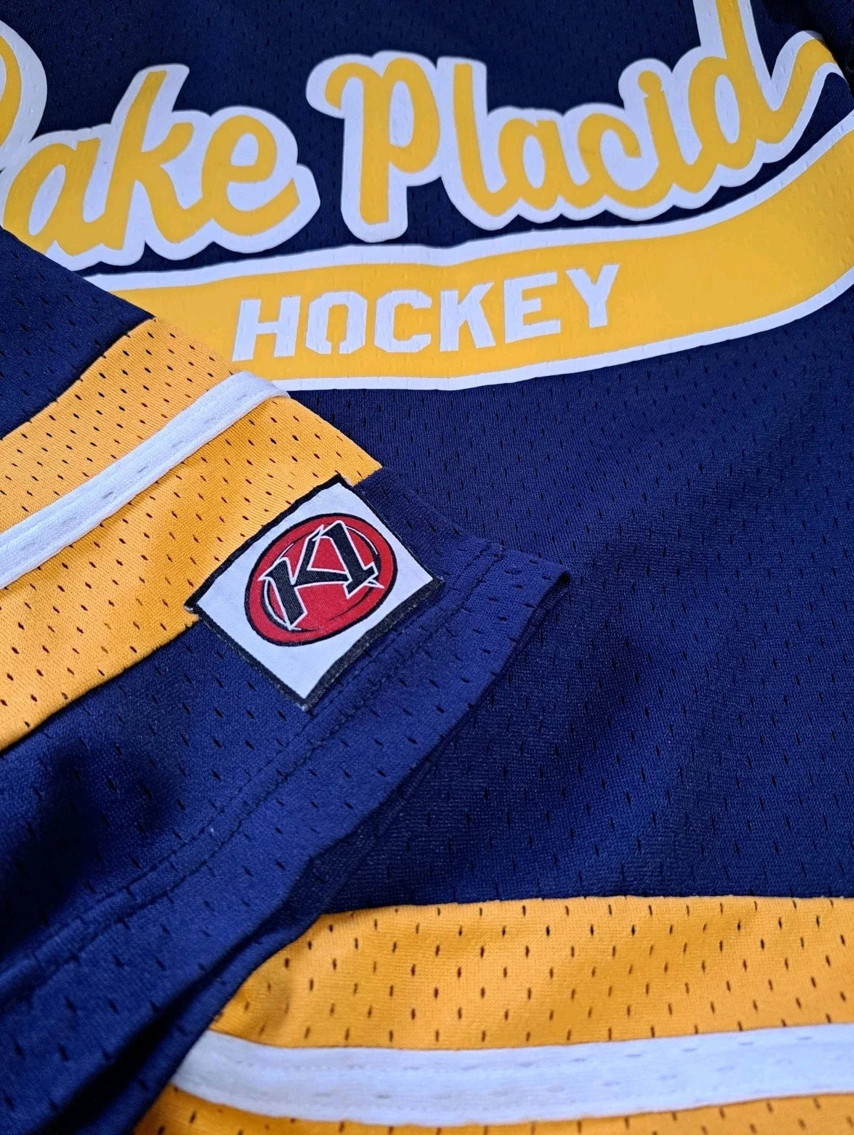 Herb Brooks Arena Vintage Game Worn Lake Placid Hockey Jersey — Mens Medium — photo 3
