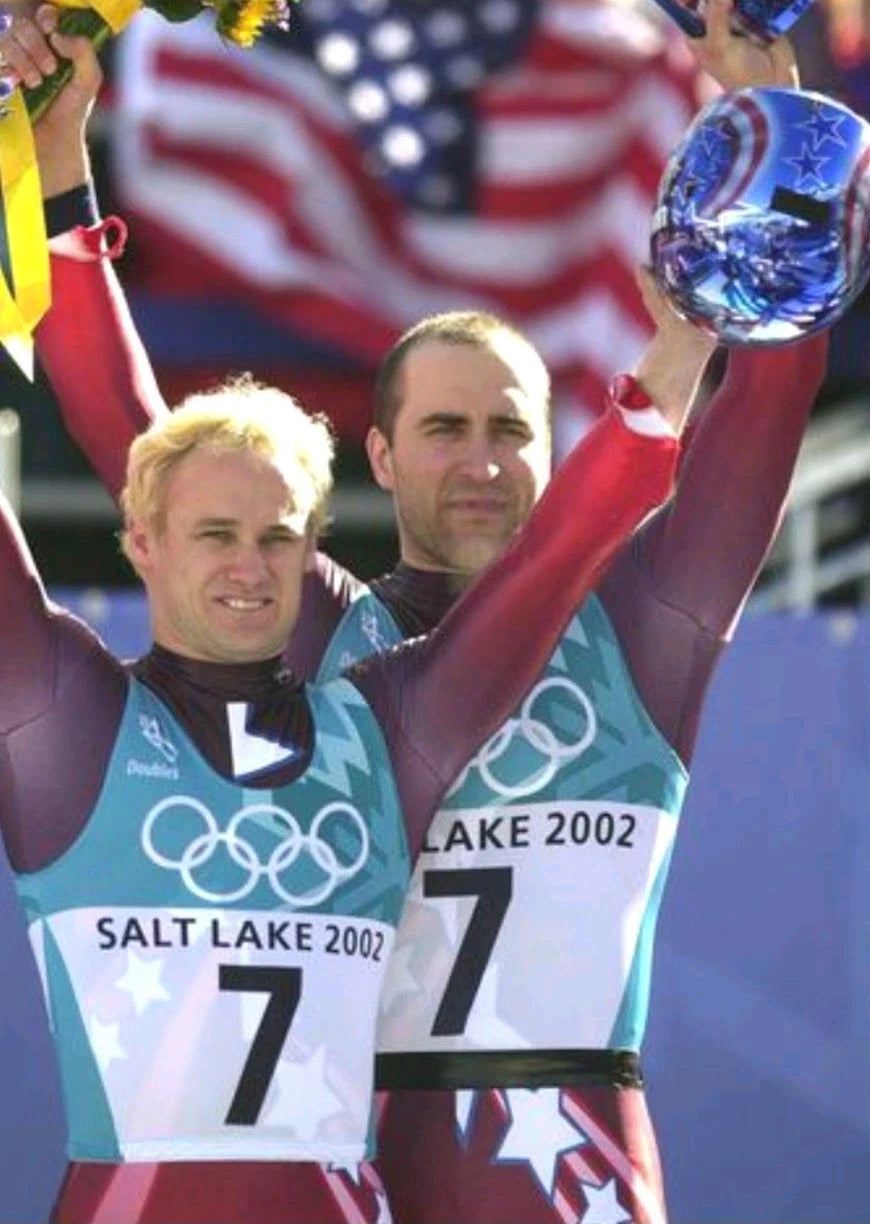 2002 USA Olympic Luge Team 🇺🇸 Mark Grimmett 🇺🇸 Athlete Worn ROOTS Pullover — photo 10
