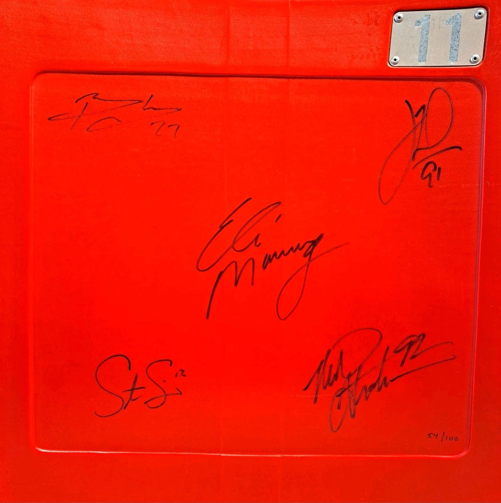 Eli Manning Signed Giants Stadium Seat Back With 4 other SB XLII Champions — photo 2