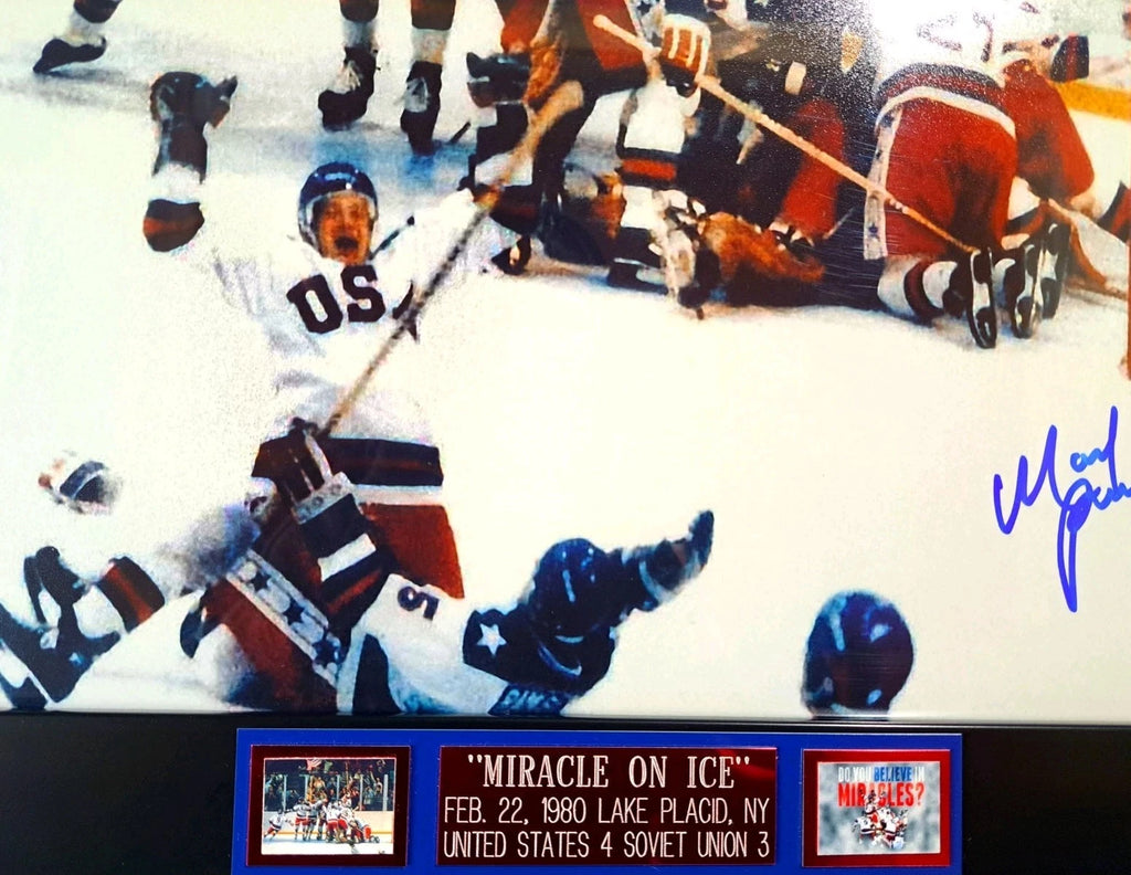 Mark Pavelich 1980 USA Hockey Signed Framed Miracle on ice Celebration 16x20 — photo 3